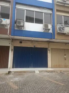DISEWAKAN RUKO SIAP HUNI KELAPA GADING