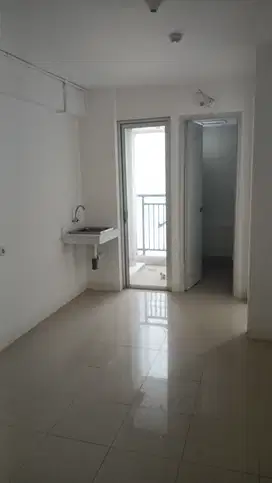 Jual type 2 br kosongan tower Alamanda view pool