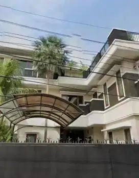 dijual rumah mewah swiming pool kebon jeruk jakarta barat