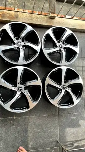 Borongan Velg mercy,velg hsr whell + ban