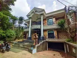 dijual rumah mewah dibawah harga pasar Menteng Jakarta pusat