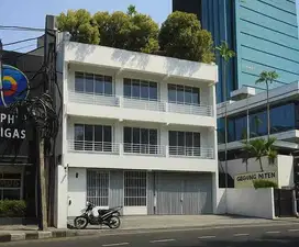 Dijual 3 Ruko 3 Lantai Strategis di Mampang Prapatan Jakarta Selatan