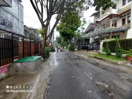KOST SUPER NYAMAN Hanya 6 Menit ke Kampus ITB Dago Bandung