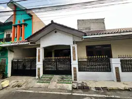 Dijual Cepat BU Rumah 2lt di Cipayung Cilangkap Jakarta Timur