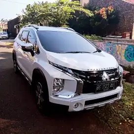 Mitsubishi Xpander Cross Cvt metik 2022