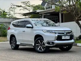 Mitsubhisi Pajero Spoet Dakar 4x4 At Putih 2019