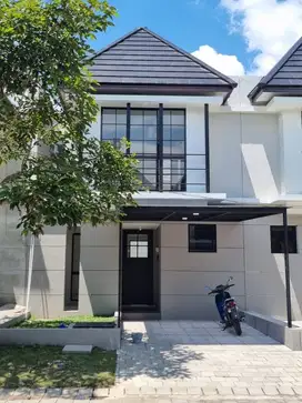 Rumah 2 lantai Murah Bagus di Graha Natura