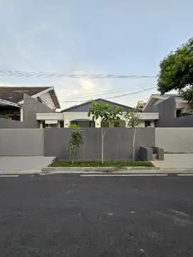 Dijual Rumah Siap huni di perumahan Cipinang Elok Jatinegara