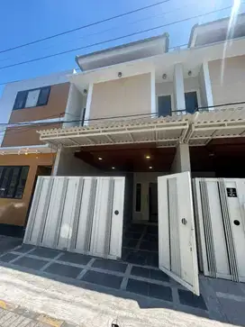 Rumah Baru Minimalis Rungkut Mapan Barat  Surabaya Timur