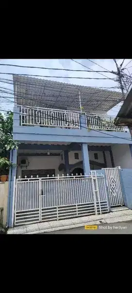 Dijual rumah mewah murah 2lt Petukangan Utara Jakarta selatan