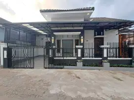Dijual rumah siap huni dalam Perumahan di Maguwoharjo Depok Sleman
