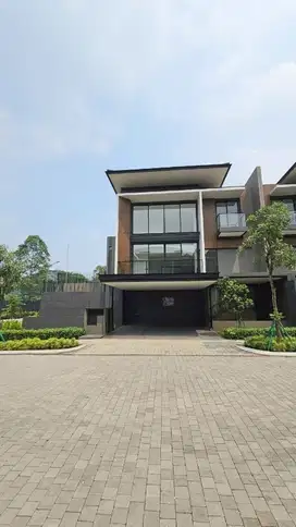 Rumah Hoek Lebar 12 Siap Huni di Cluster Laurel Nava Park Bsd