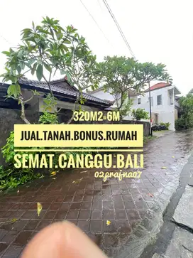 Jual Tanah Bonus Rumah besar tingkat Semat Pantai Berawa Canggu Bali