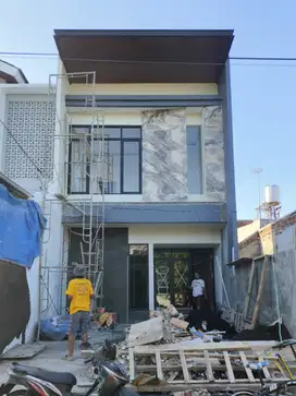 BARU GRESS READY. RUMAH RUNGKUT MAPAN LOKASI STRATEGIS Dekat MERR