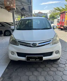 Xenia 1.3 R Deluxe M/T 2015