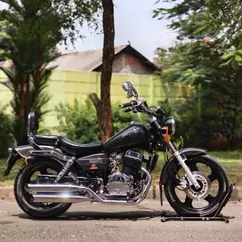 BENELLI PE 250 KARBU HITAM 2022 KM 3K PAJAK PANJANG LIKE NEW