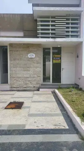 Rumah Murah Siap Huni di Puri Safira Grand Shanaya Menganti