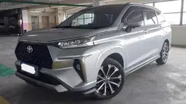 Like New Toyota Avanza 1.5 New Veloz Q CVT Bensin-AT 2022 Silver