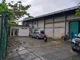 DISEWAKAN GUDANG SIAP HUNI