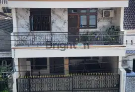 Rumah Full Pagar Garasi 2 Mobil Duren Sawit