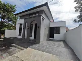 Rumah sangat strategis siap huni palagan dekat hotel hyatt