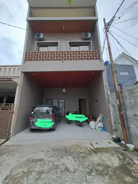 Di Jual Rumah Tinggal Duta Cimanggis Residence - Depok