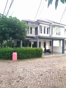 For sale rumah hook di Cibubur Villa 2 ( dekat kranggan permai )