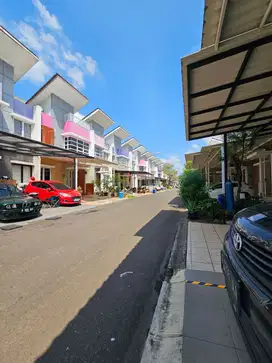 Rumah Luas 90 Full Renov Siap Huni Dapur Luas di Gading Serpong