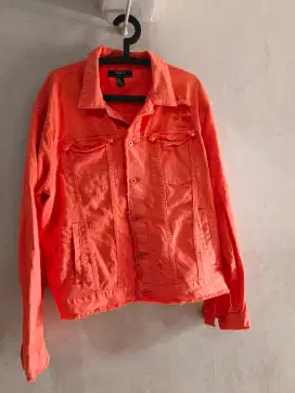 Jaket denim warna brand Forever 21