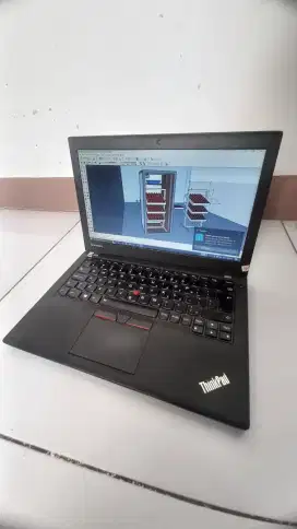 LENOVO THINKPAD X250
INTEL CORE I5-5300U
RAM 8 SSD 256