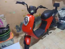 Di jual sepeda listrik uwinfly