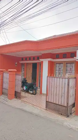 HUNIAN 1LANTAI BAGUS SIAP HUNI TANAH LUASAKSES MBL SHM IMB CONDET