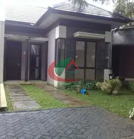 Dijual Rumah Cantik Dalam Cluster di The Breeze Sentul Nirwana