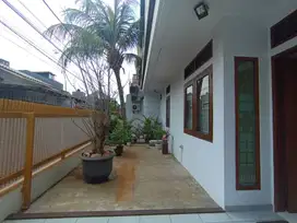 Rumah Bagus Siap Huni Bebas Banjir di Pulo Asem, Jakarta Timur