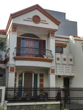 Di Jual Rumah Strategis