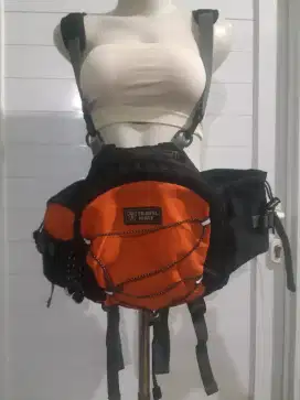 Waist bag  outdoor/jalan2 2 in 1 travel mate preloved tjap karoeng