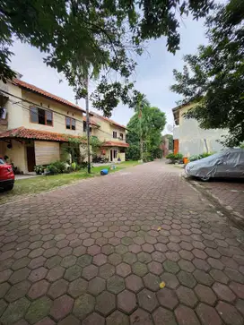 Dijual Tanah bonus Kontrakan Di Pondok Kelapa Duren Sawit Jakarta