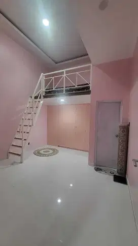 DIJUAL RUMAH CATALINA GADING SERPONG SEBELAH MALL