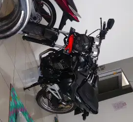 Bu cepat motor Honda Tiger 2000 tilas satset