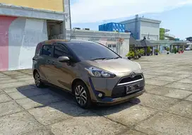Toyota Sienta 2016 Bensin