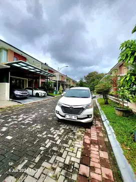 RUMAH MEWAH LUX 2 LANTAI ISTIMEWA DALAM PERUMAHAN ELITE BALE MULIA