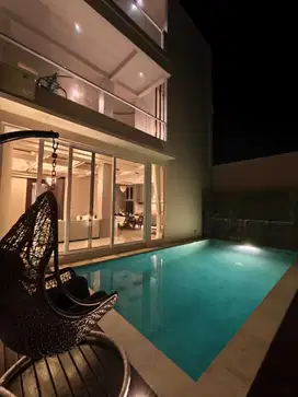 Villa Mewah 3 Lantai View Laut di Jimbaran Bali