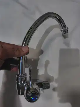 Kran Sink Dinding