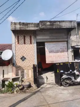 Rumah standar di arean pindok ungu permai bekasi