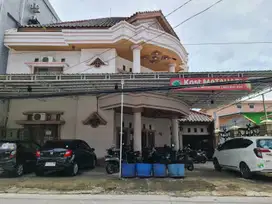 Kos Eksklusif 32 Kamar, Lokasi Strategis Depan Mall Panakkukang
