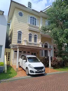 Rumah Cantik 3 Lantai Gading Serpong, Siap Huni, Mauuuu