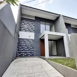 Rumah Baru Belakang Samsat Cinere Siap Huni