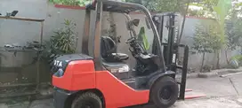 Forklift Toyota 2,5 Ton,Manual,Tiang 3 Meter,1DZ-II,8FD25,Tahun 2014