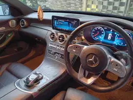 Mercedes-Benz C300 2019 Bensin