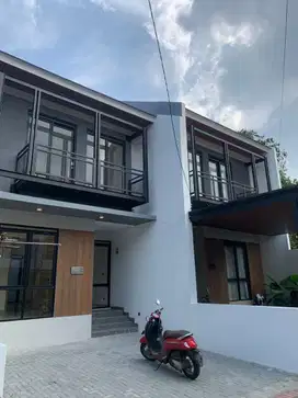 Dijual rumah baru 2 lantai di cluster Arcamanik Endah